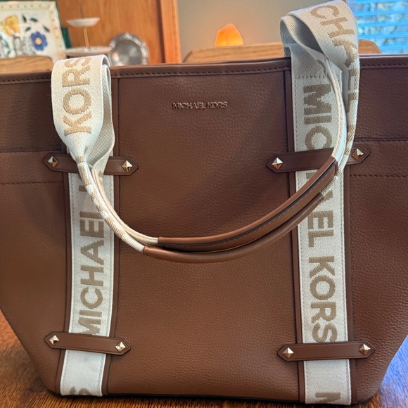 Brand new. Need a backpack - Picture 1 of 3